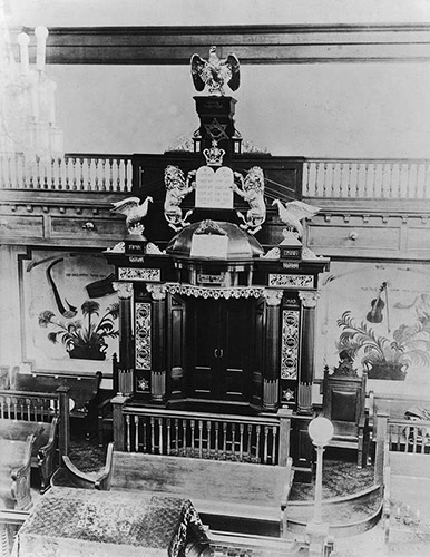 Torah ark in the Anshai Poland synagogue