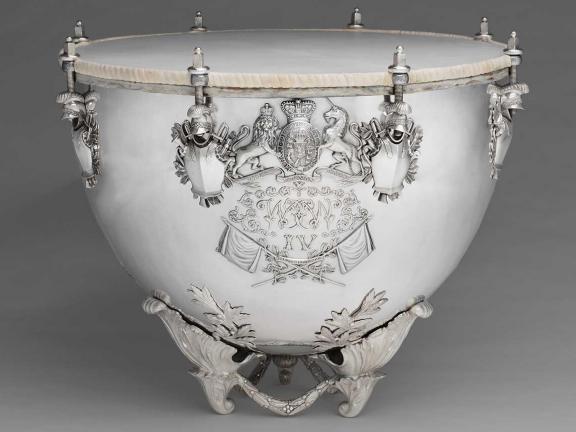 silver kettledrum