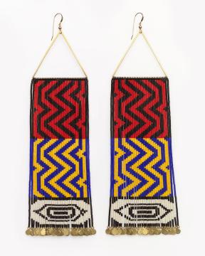 Beaded dangle earrings with a geometric weaved pattern. 